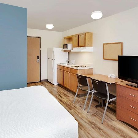 Woodspring Suites Des Moines Pleasant Hill מראה חיצוני תמונה